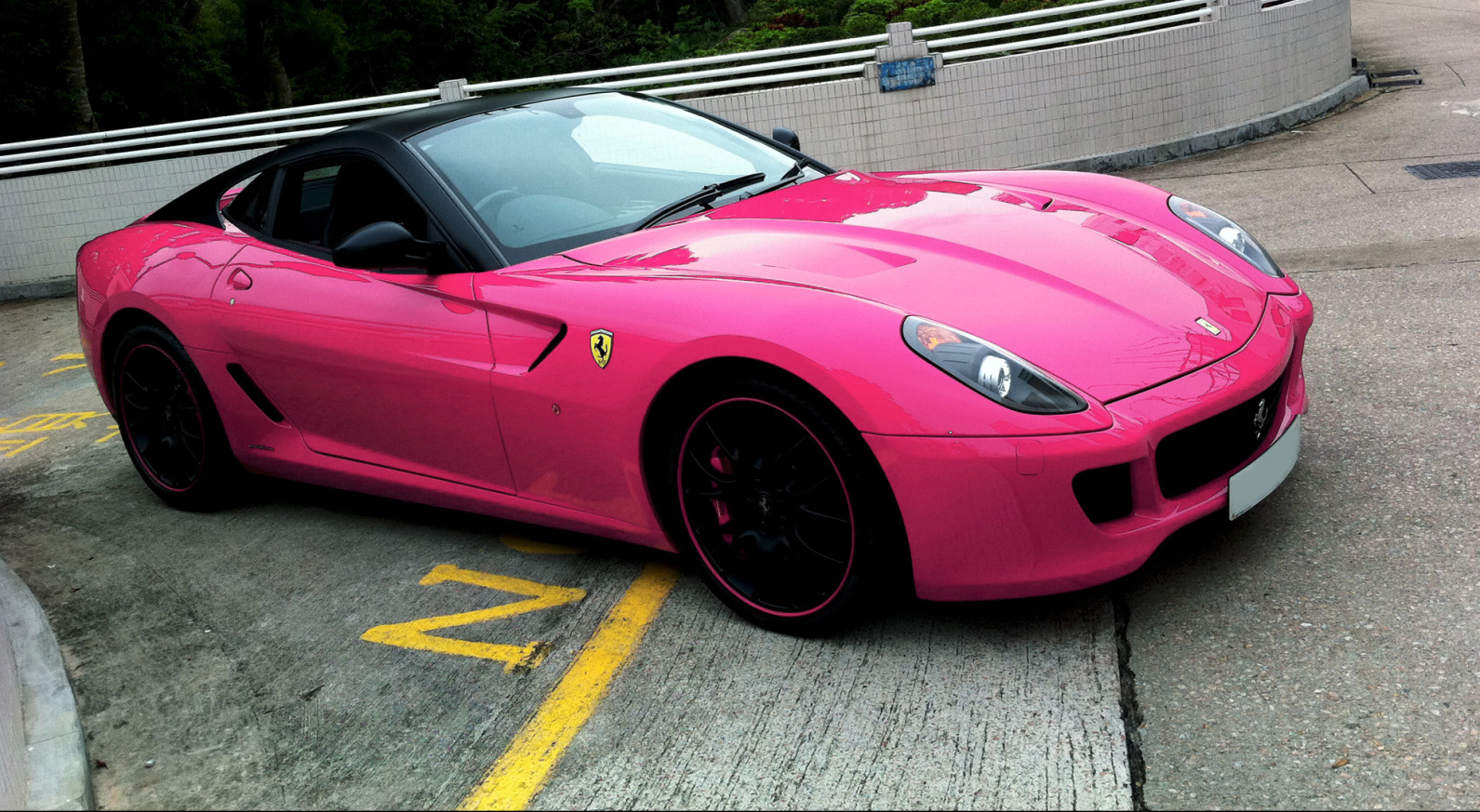 Ferrari Enzo Pink