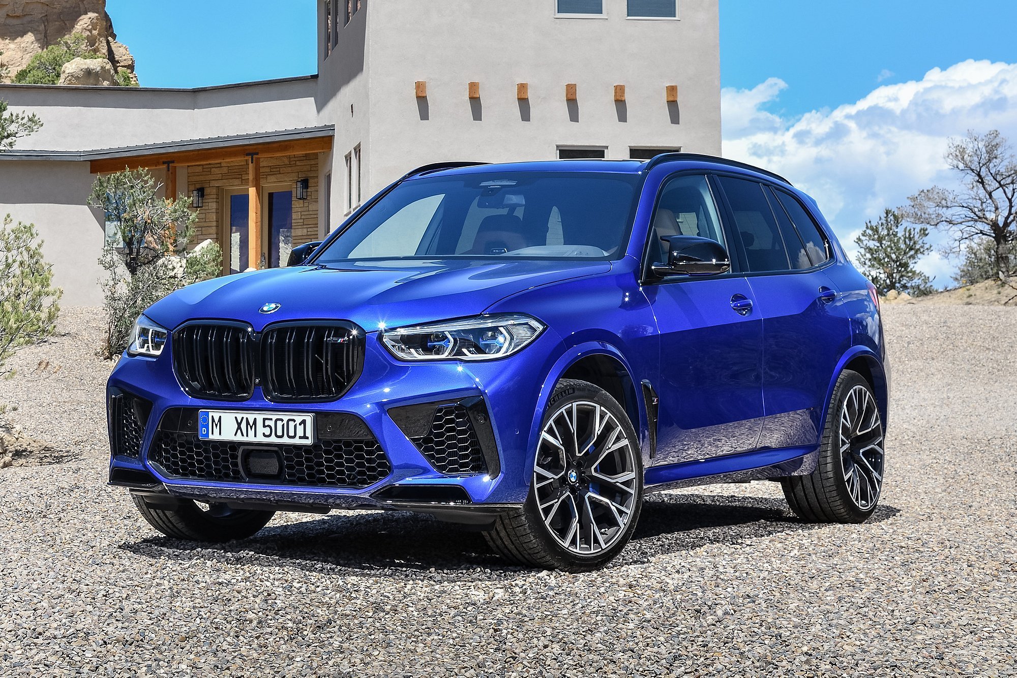 X5 последние новости. BMW x5m 2021. BMW x5m 2019. BMW x5m 2022. БМВ x5m Competition 2021.