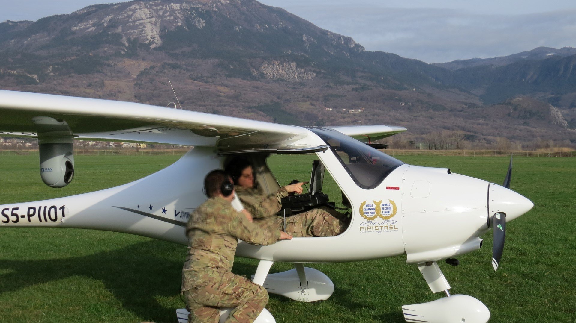 Электрический пипистрель. Планер Pipistrel. Пипистрель пантера. Pipistrel Nuuva v300 UAV. Таурус Пипистрель.