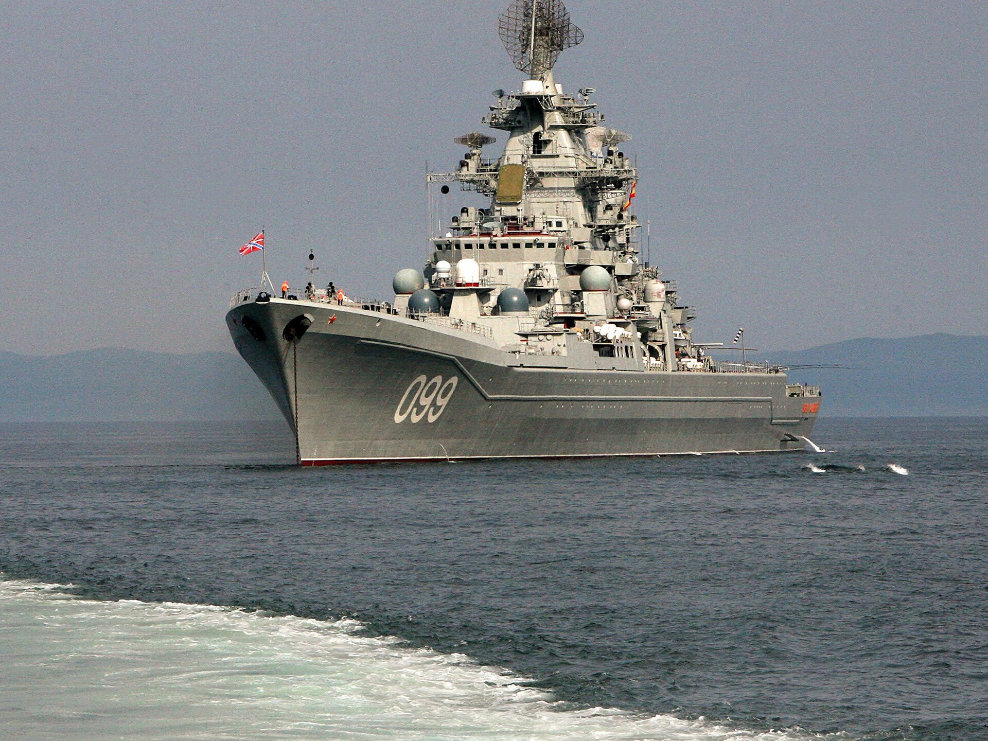 Атомный военный крейсер Петр Великий