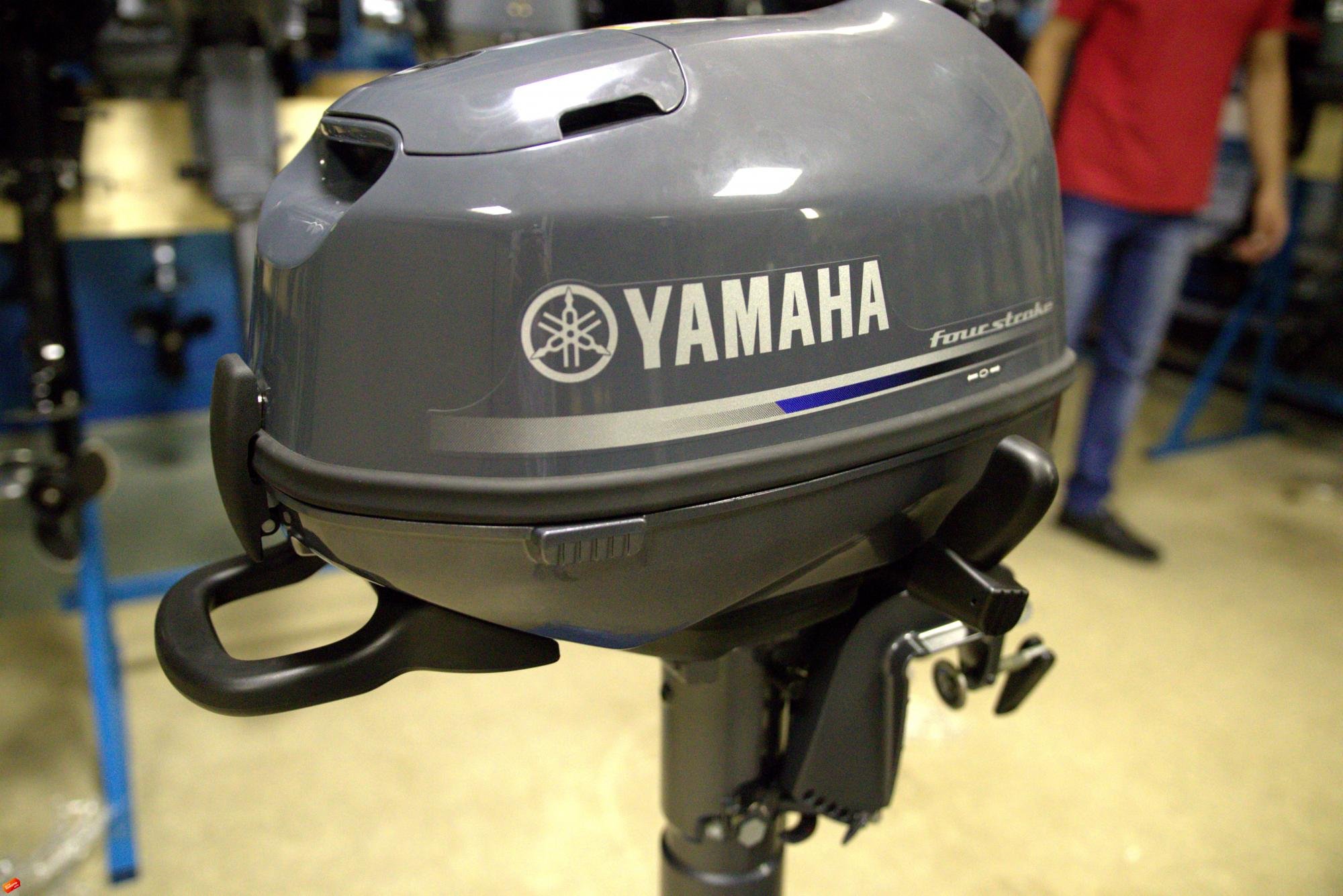 Моторы б у 40. Лодочный мотор Yamaha f5. Лодочный мотор Yamaha 5. Yamaha f5amhs. Лодочный мотор Ямаха 5 4х тактный.