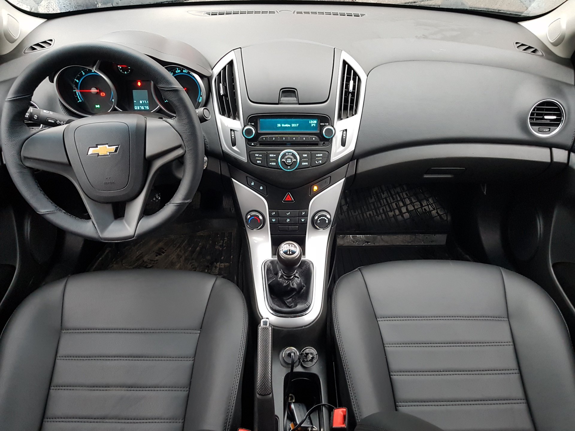 Chevrolet Cruze 2012 салон