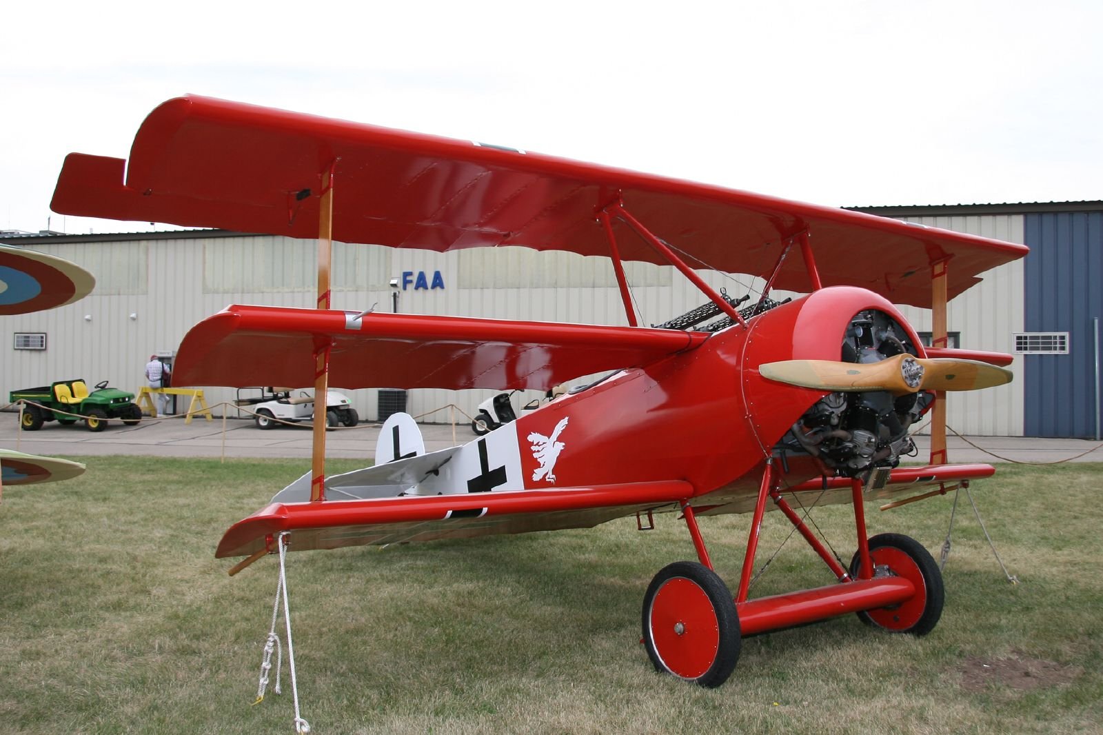 Триплан. Фоккер триплан. Fokker Dr.1 Triplane. Триплан красного барона. Биплан красный Барон.