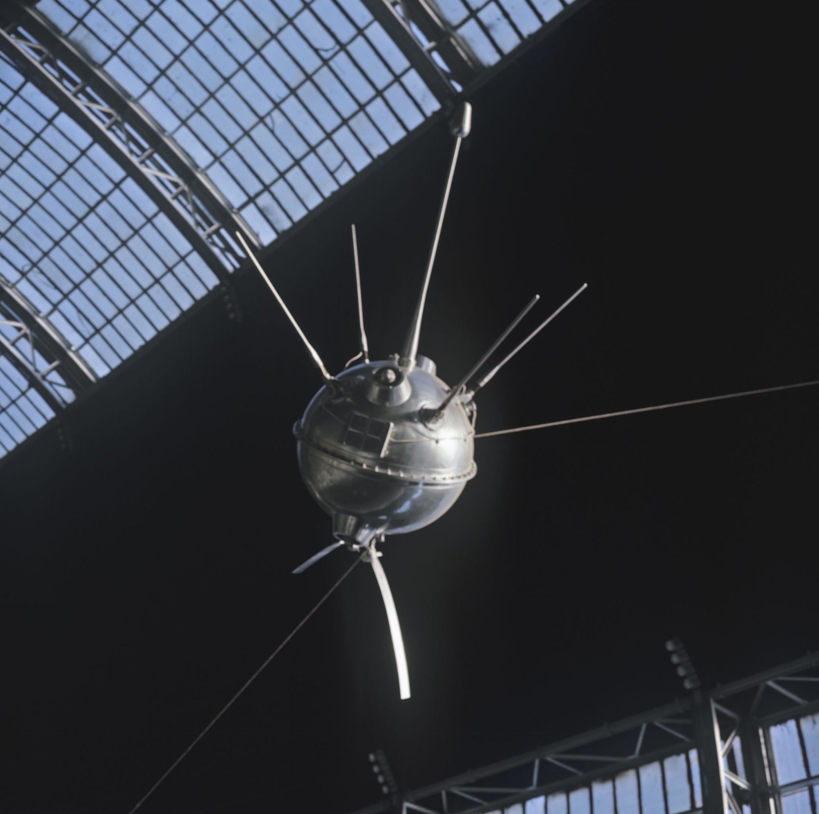 Запуск первого искусственного спутника луны. Луна-2 автоматическая межпланетная станция. Советская автоматическая станция Луна 2. Луна 2 1959. Луна-1 автоматическая межпланетная станция.