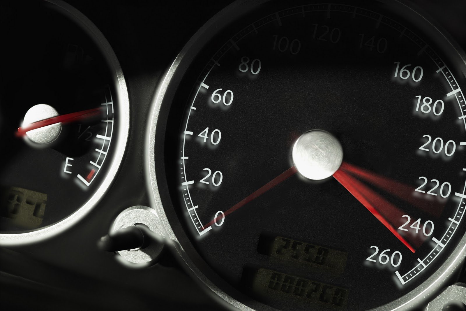 Спидометр автомобиля показывает скорость в километрах купить