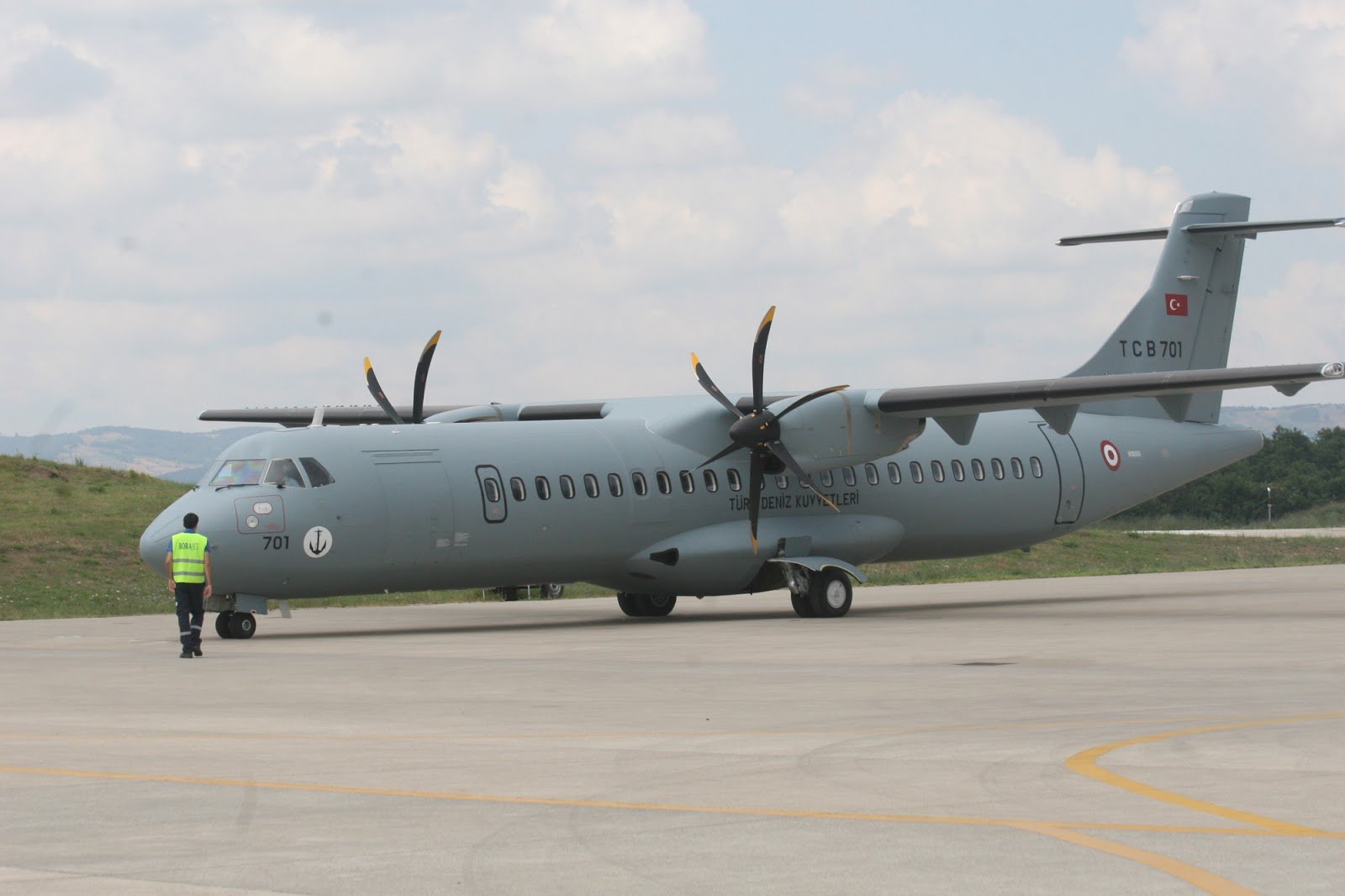 Aerospatiale alenia atr 72 фото