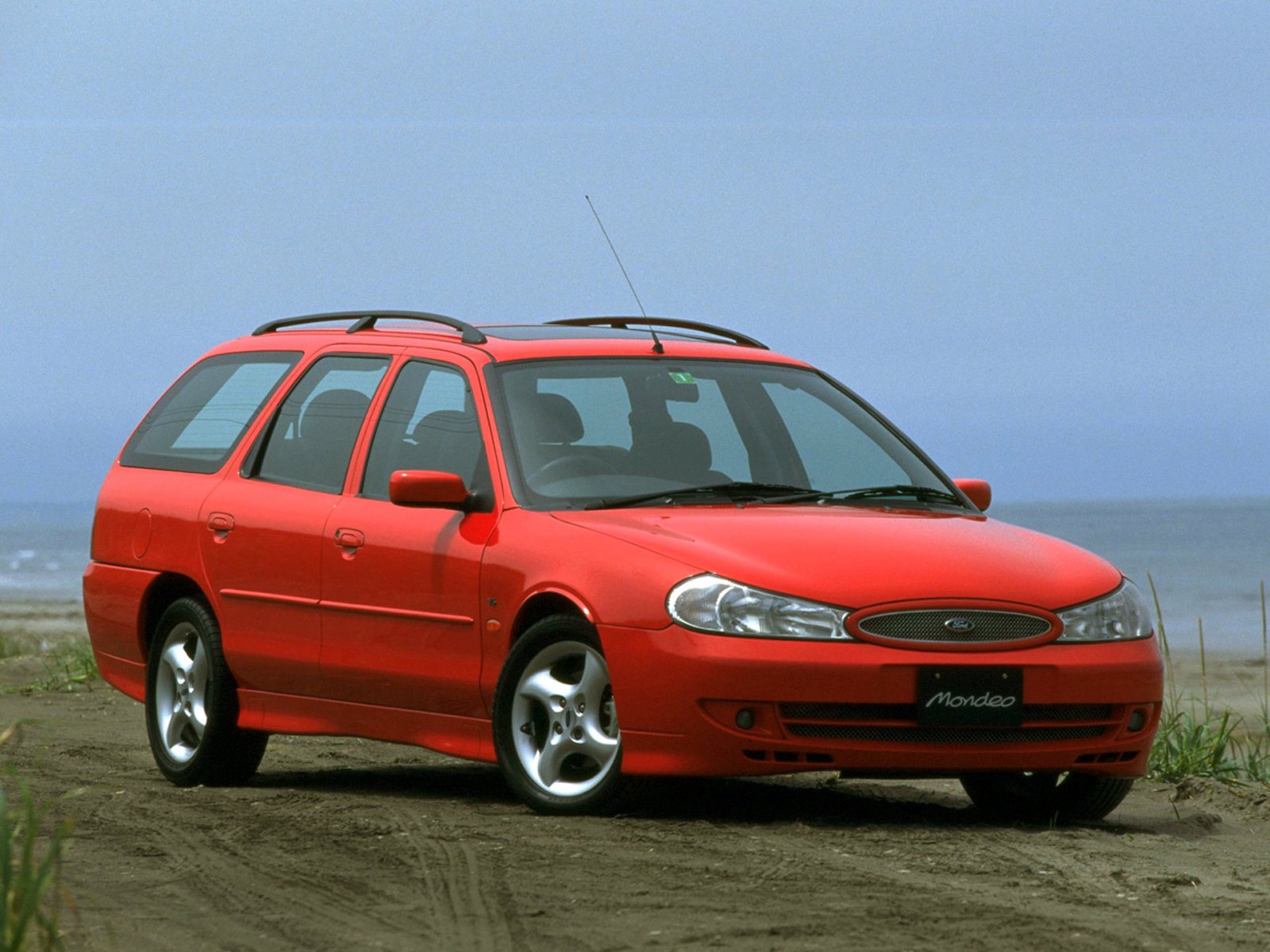 Мондео 2 универсал дизель. Ford Mondeo 1996 универсал. Форд Мондео 2 универсал. Ford Mondeo 2000 универсал. Ford Mondeo 2 Wagon.