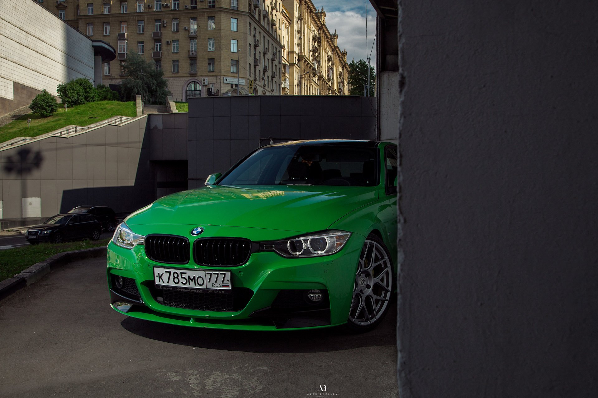 BMW f30 зеленый изумруд