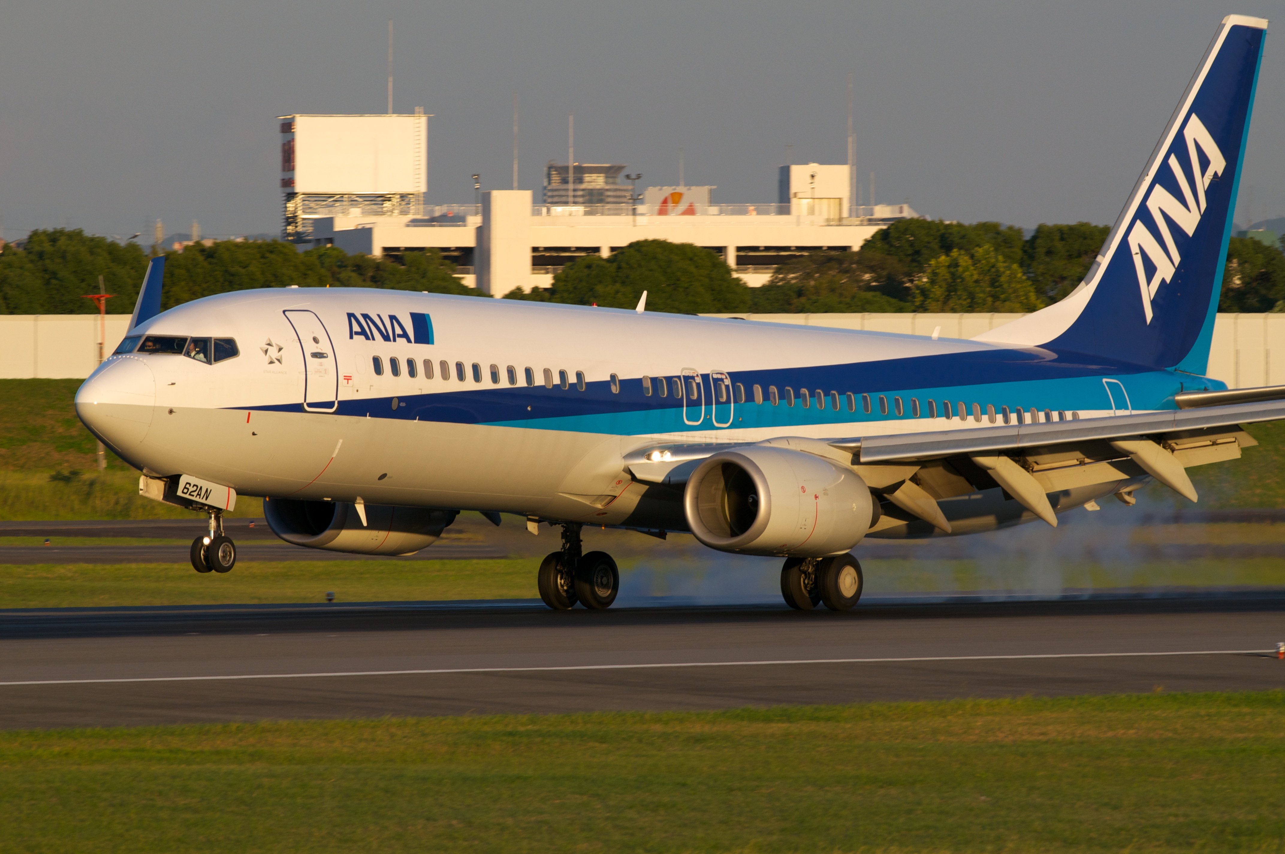 Самолет боинг 737 800. Боинг 737-800. Самолёт Boeing 737-800. Б737-800. B737-800 Боинг.