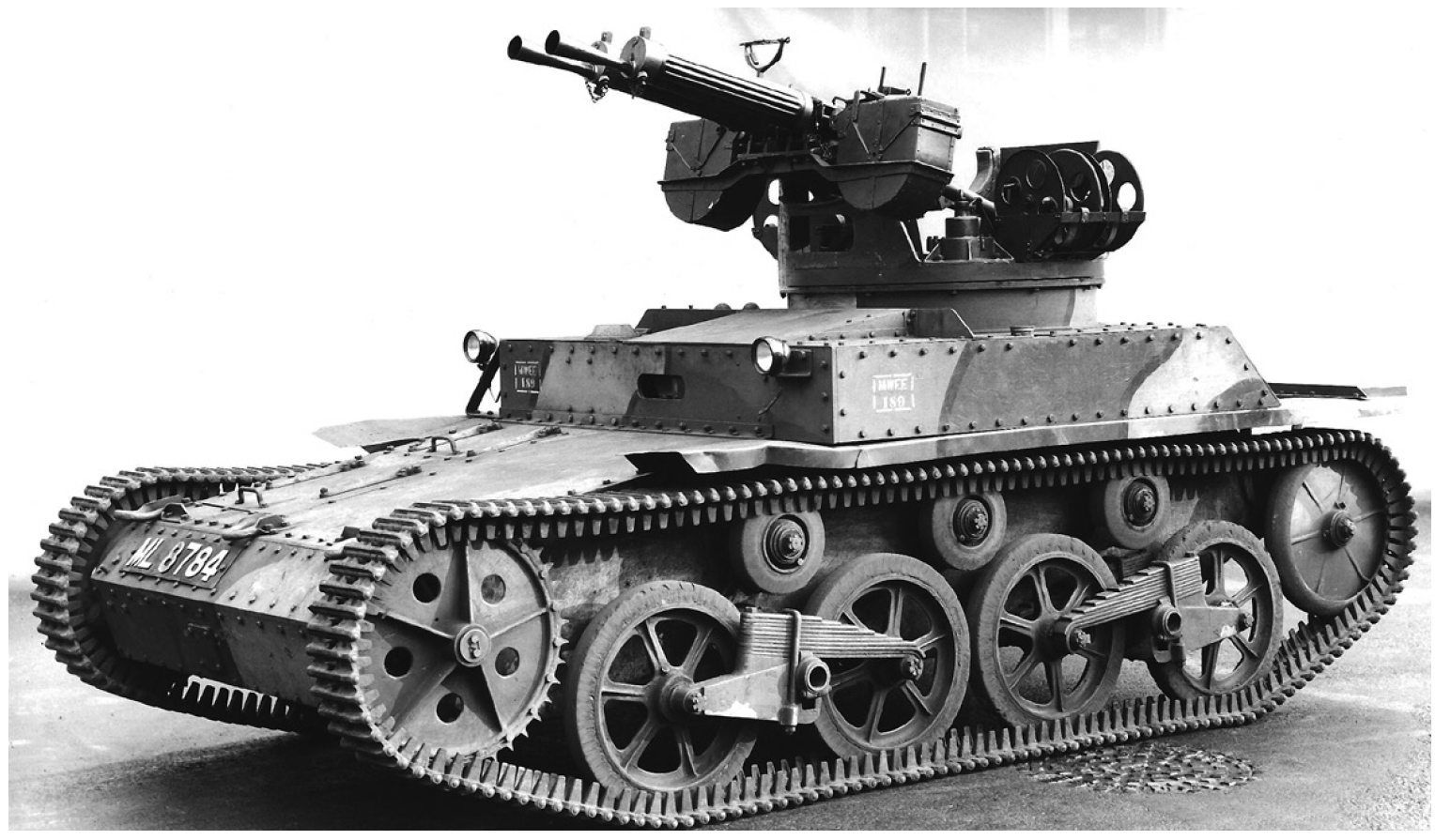 Виккерс а6. Танкетка Карден-Ллойд MK vi. Light Tank a3e1. Vickers MK 1. Виккерс танк