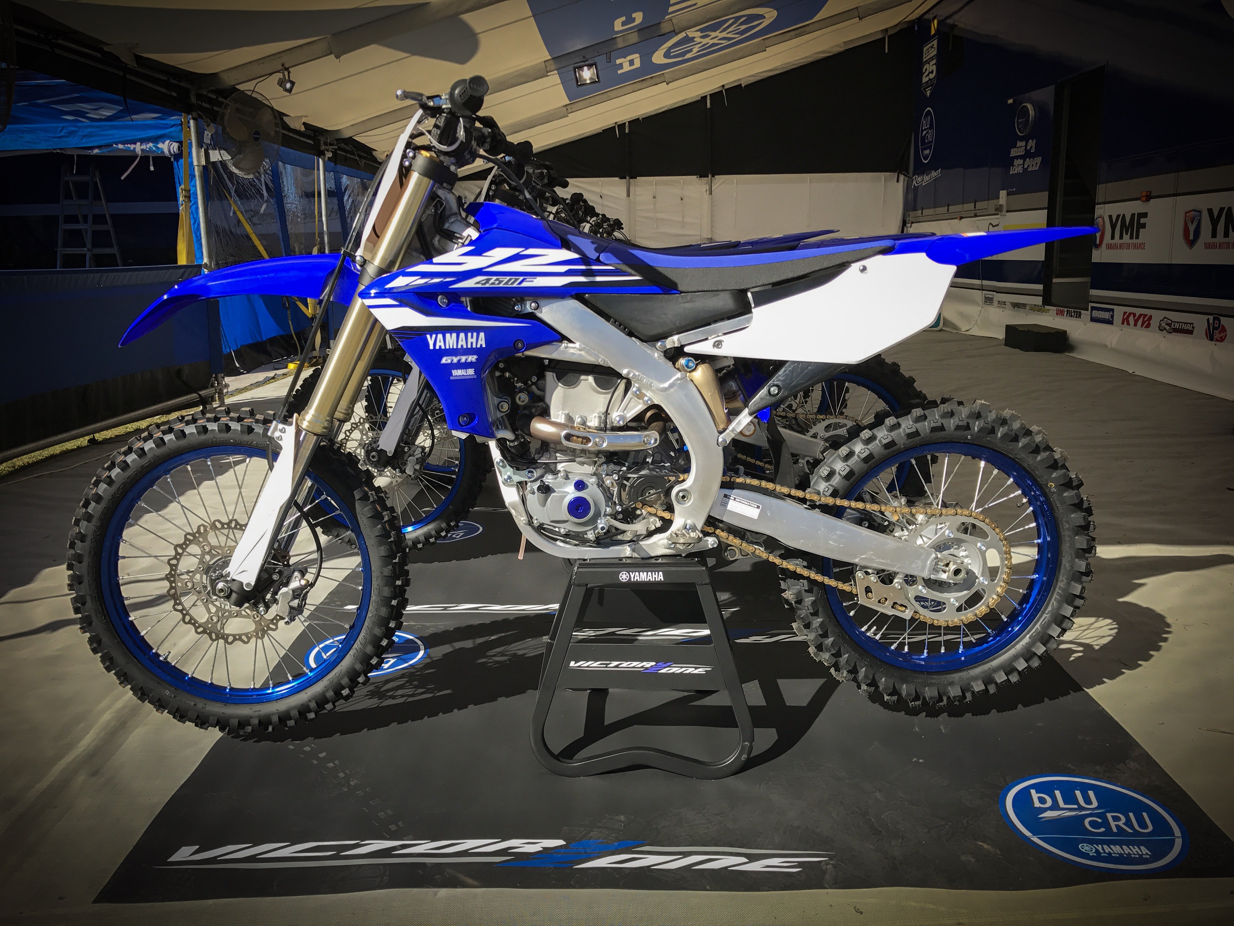 Yamaha yz. Yamaha YZ 450. Yamaha yz450f 2018. Yamaha YZ 450 2018. Yamaha YZ 450 2022.