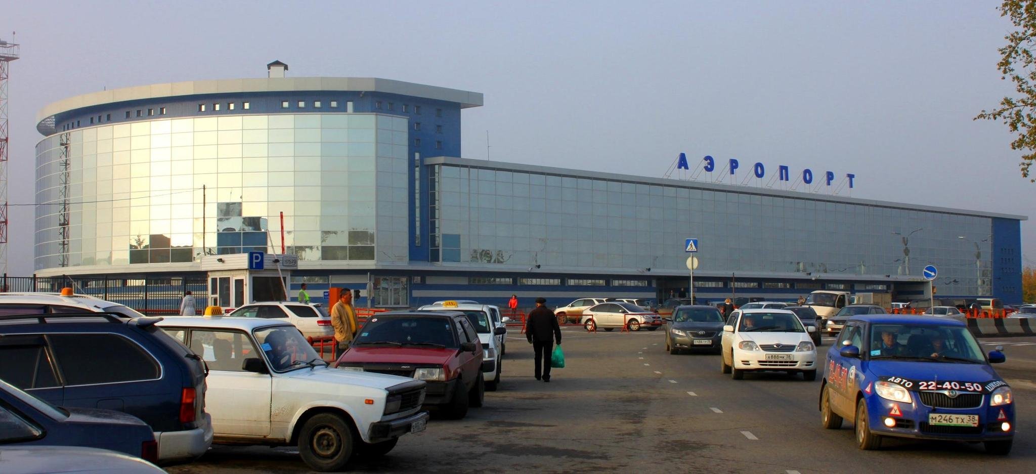 здание аэропорта иркутск