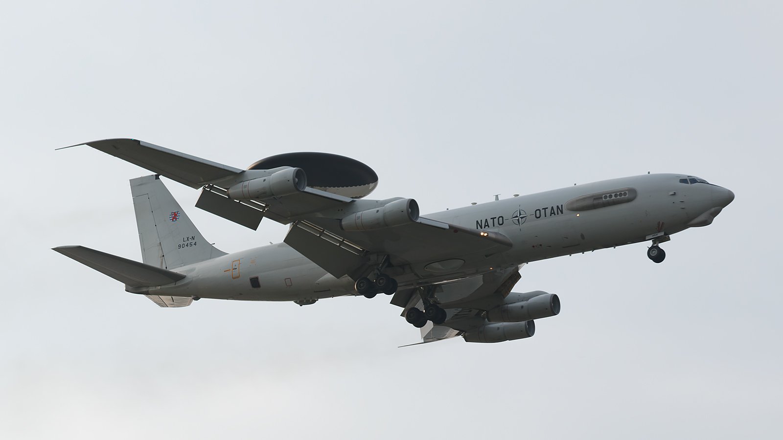 Авакс самолет. E-3a АВАКС. E-3a AWACS самолет НАТО. Е3 сентри. ДРЛО E-3a.