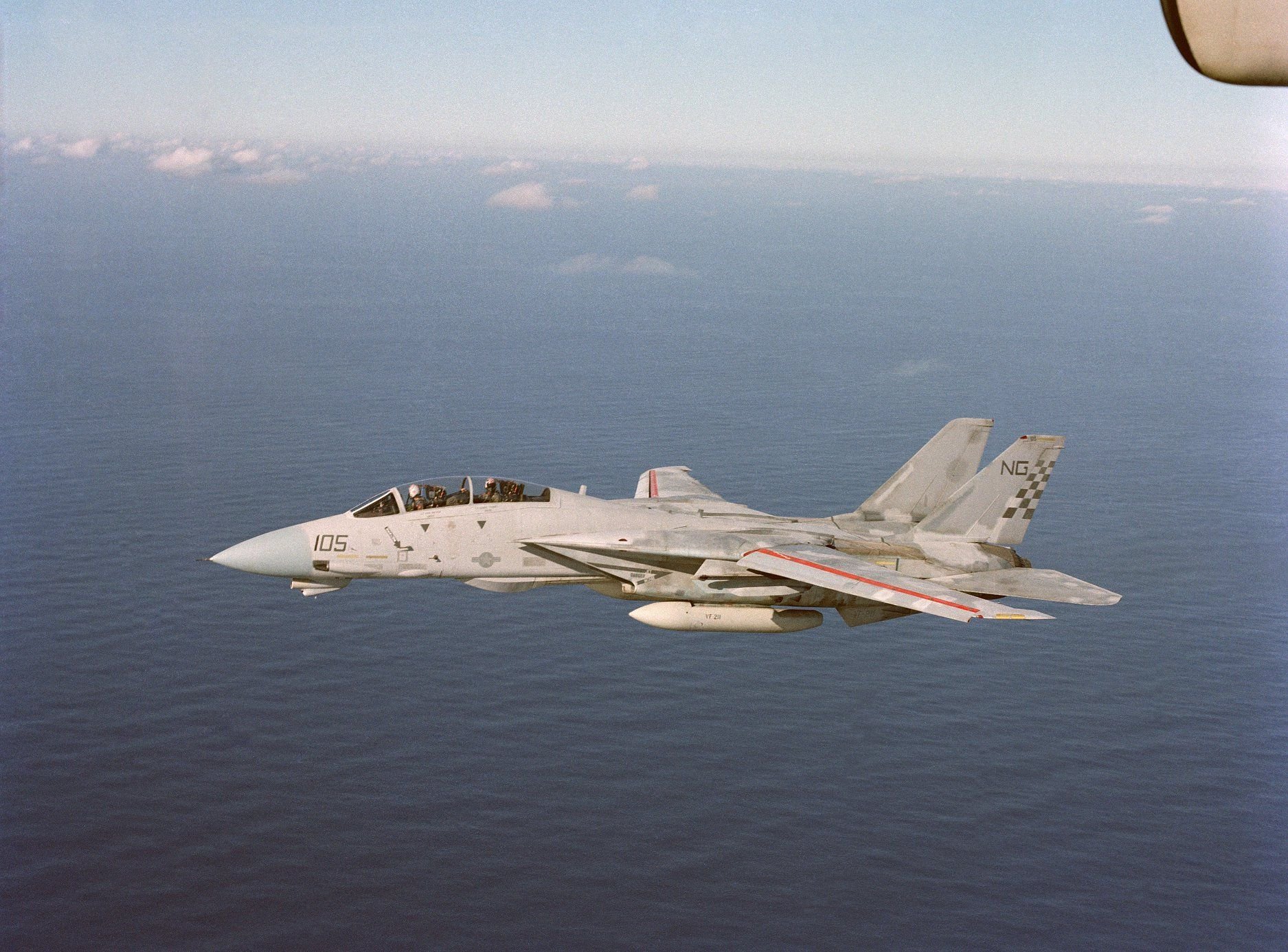 F 11 самолет. Tomcat 21. Flux-11 самолет. Самолеты истребители 2001 11 сентября.