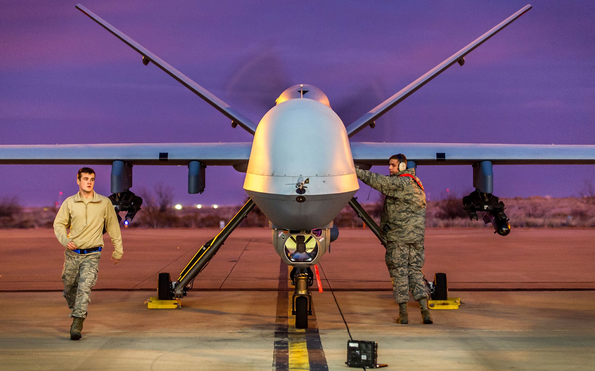 Беспилотные авиационные системы это. Ударный беспилотник. Mq-9 Reaper UAV. БПЛА mq-10. Беспилотный аппарат «Альтиус».