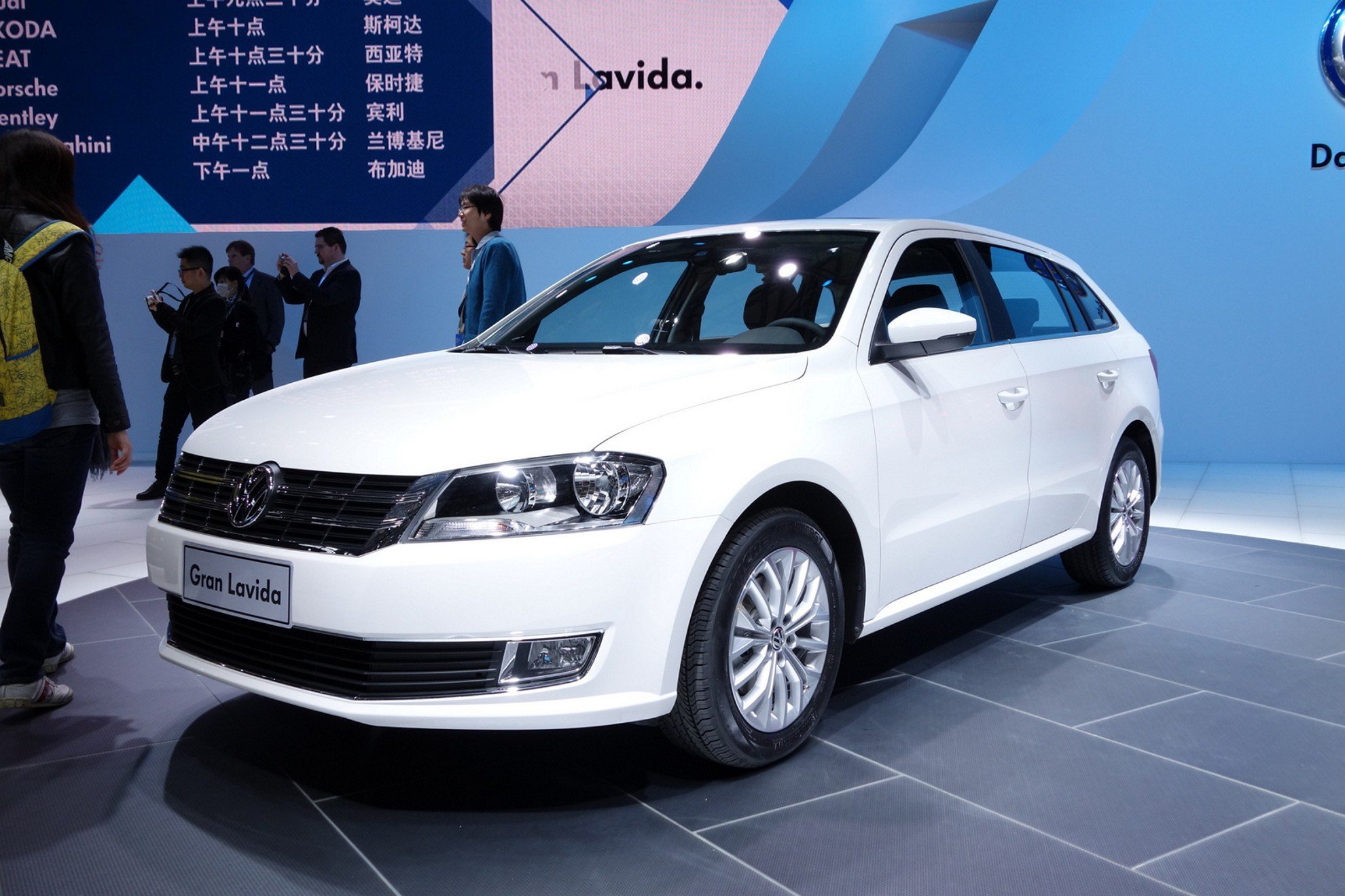 Volkswagen из китая. Volkswagen Gran Lavida. Китайский Фольксваген Lavida. Volkswagen Lavida Qihang седан. VW Lavida 2023.