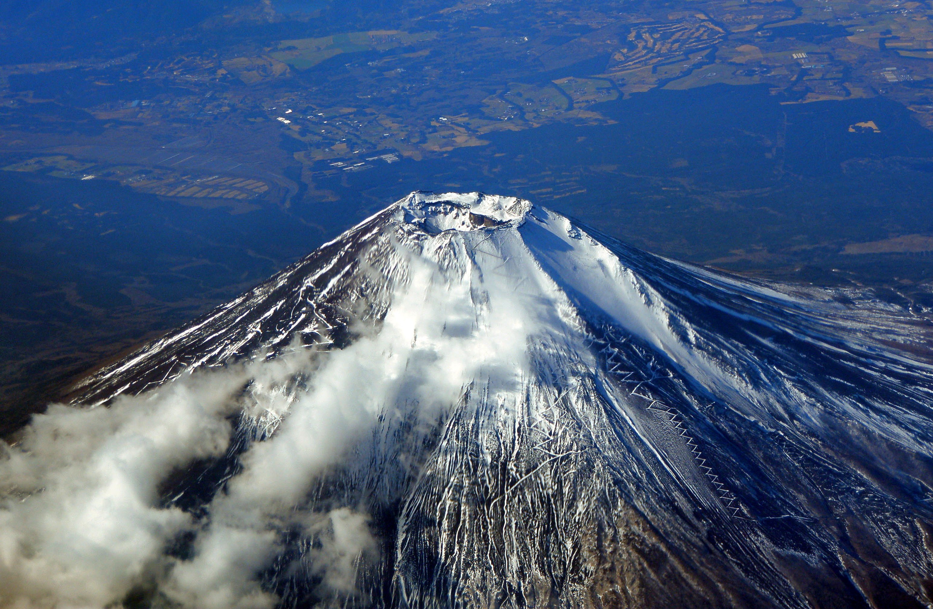 Вулкан Килиманджаро с самолета