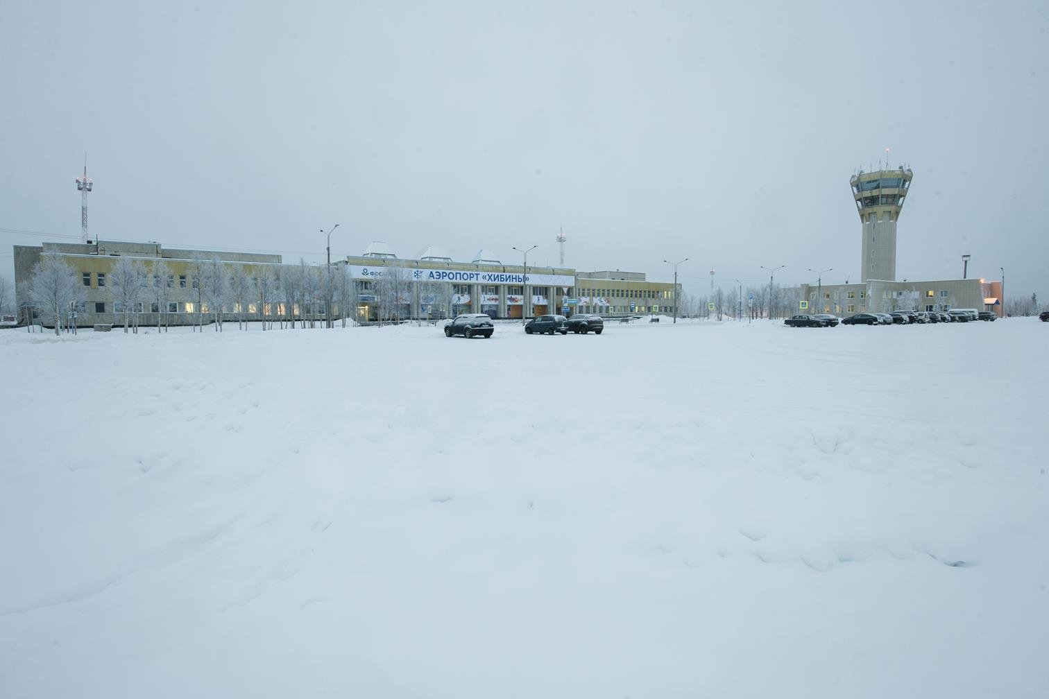 Аэропорт белая гора. Упавший самолет в Хибинах.