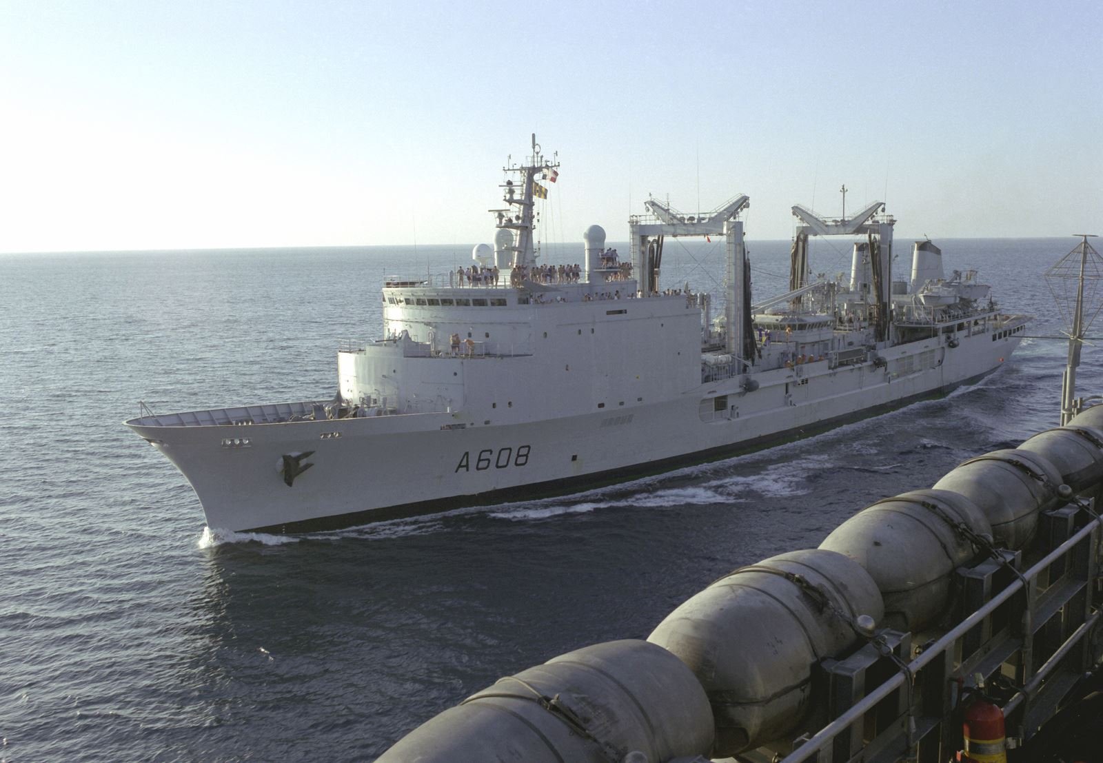 Разведывательные корабли НАТО. Корабль 46. ФВАР фото.
