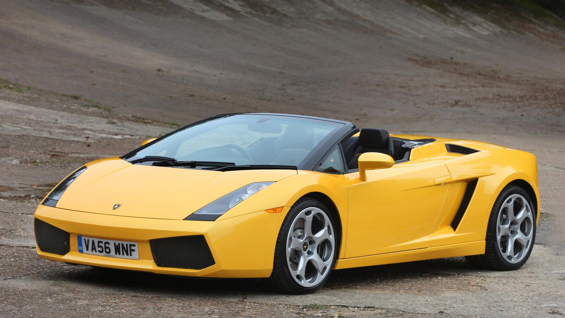 Первое ламборгини фото. Lamborghini Gallardo 2003 2013. Lamborghini Gallardo 2003 6. Ламборджини Галлардо 2000. Ламборджини 1 машина.