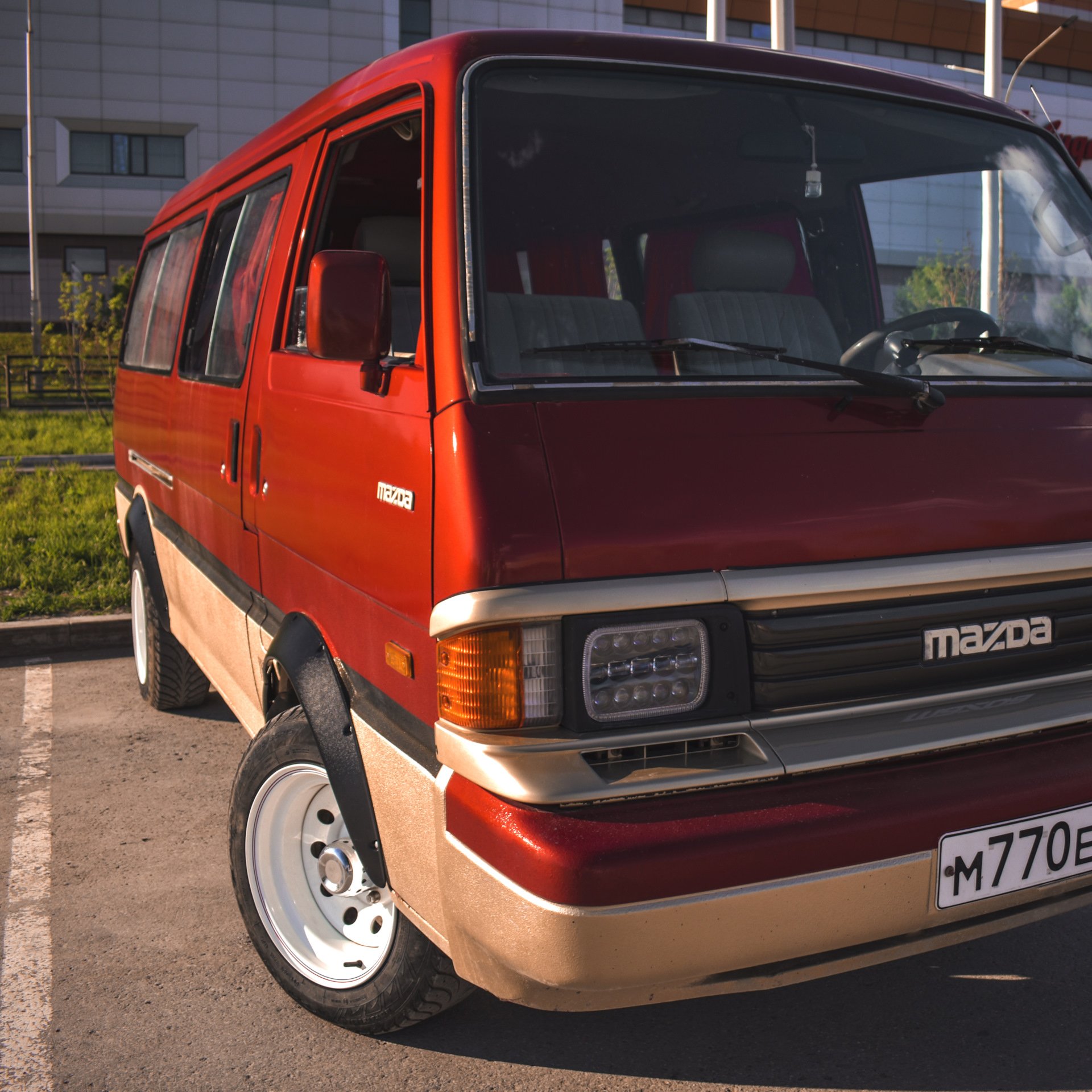 Куплю мазду бонго брауни. Мазда Bongo Brawny. Mazda Bongo van. Мазда Бонго 1991. Mazda Bongo Brawny van.