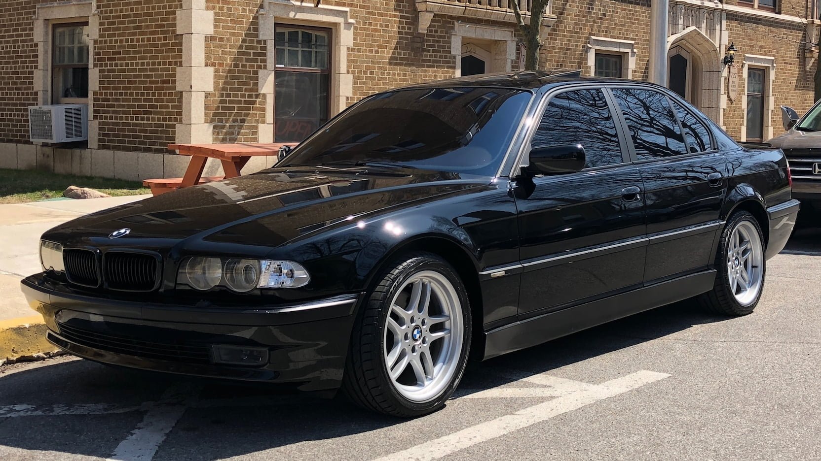 Бмв 740. BMW 740i. БМВ е38 740i. БМВ 740 I e38. BMW 740 2000.