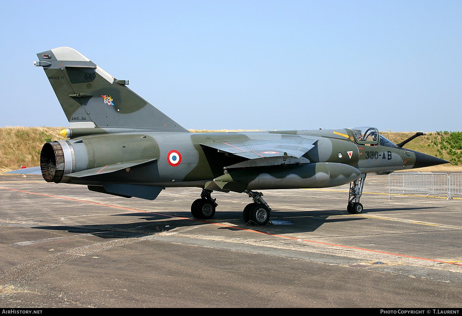 Мираж 20. Dassault Mirage f1. Мираж ф1 истребитель. Mirage f.1 CR. Dassault Mirage f1 ВВС ЮАР.