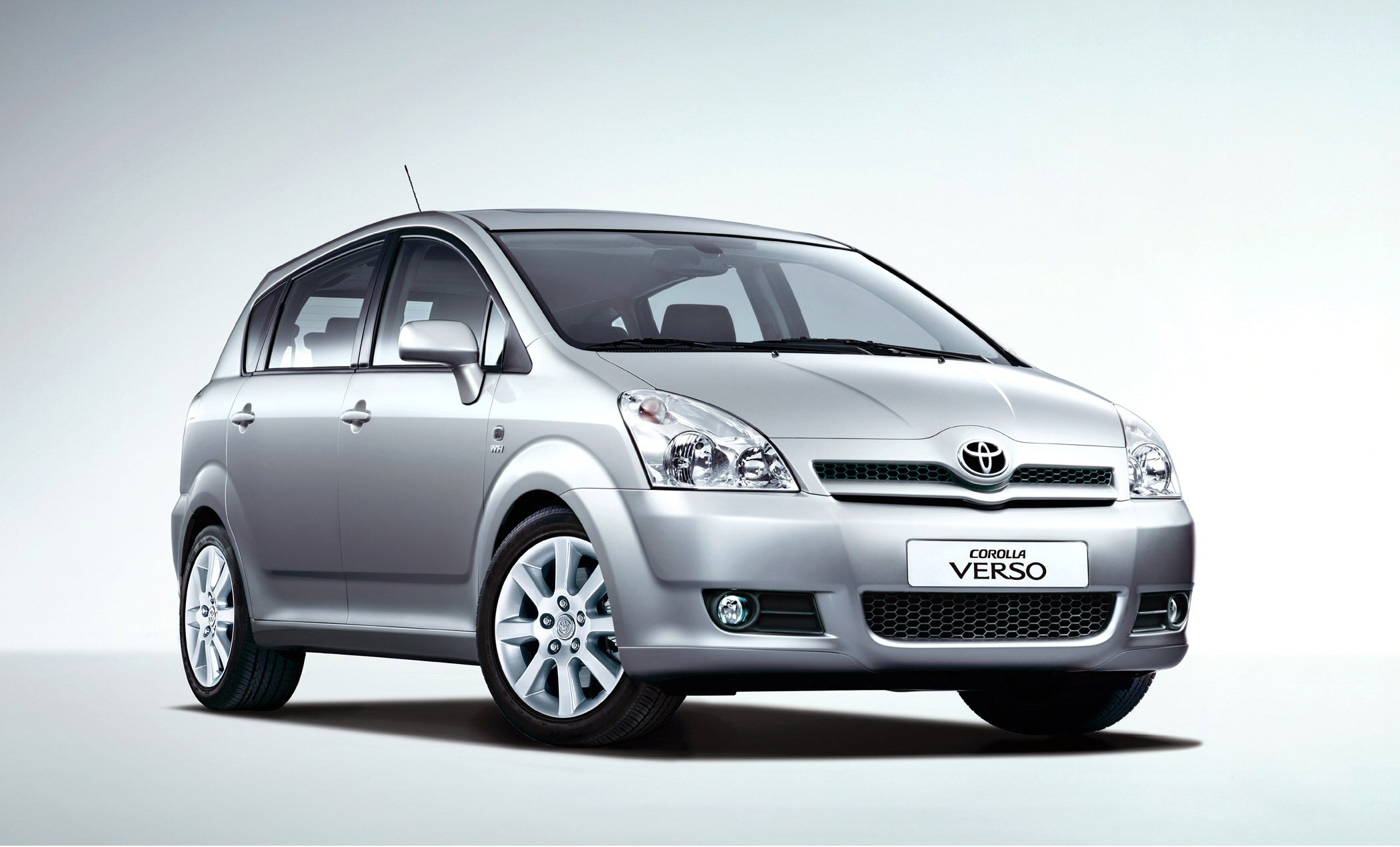 Corolla verso 2006. Тойота Королла версо. Toyota Corolla Verso 2004 2009. Тойота версо 2008. Тойета каролла верза.