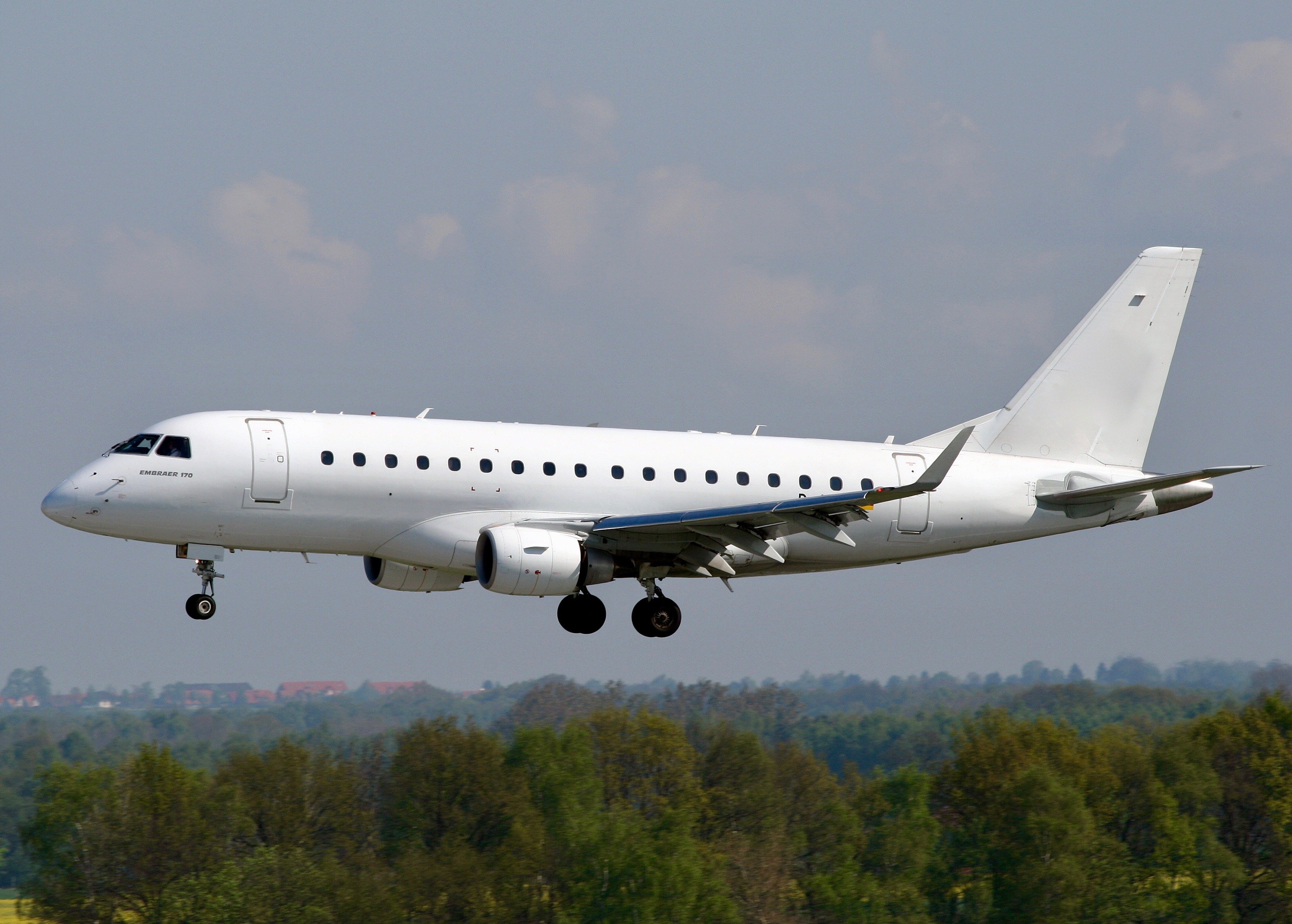 Embraer rj170 фото