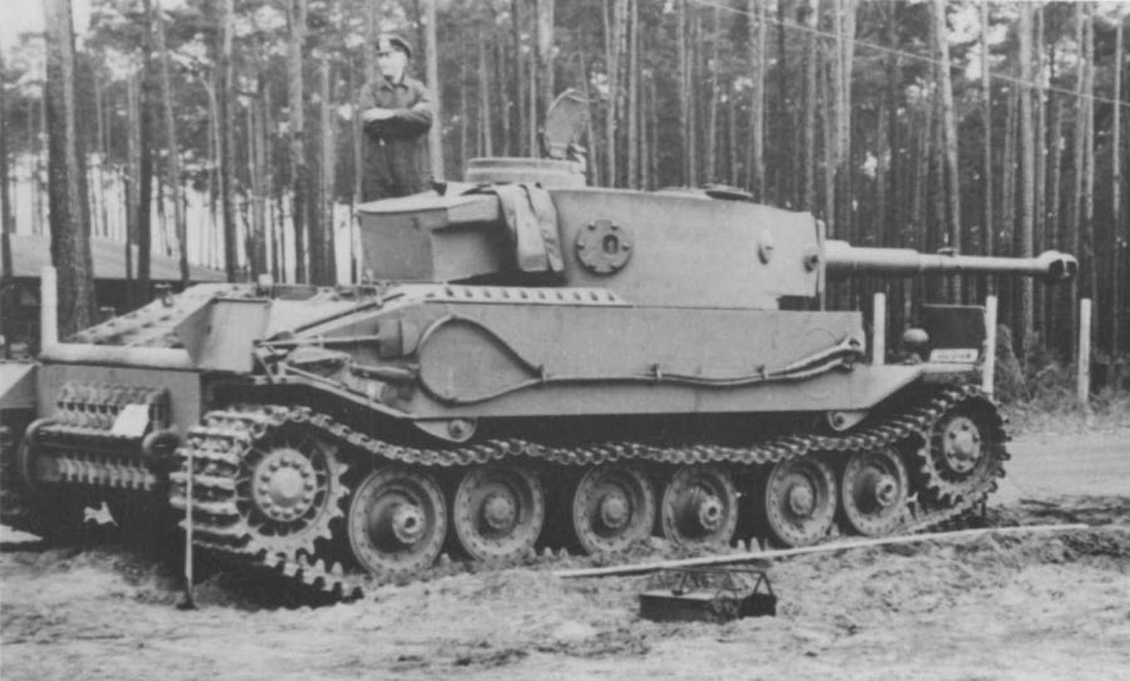 Тигр 1 п. Тигр Порше. Тигр Порше танк. Немецкий танк тигр "Порше". Тигр Фердинанда Порше.
