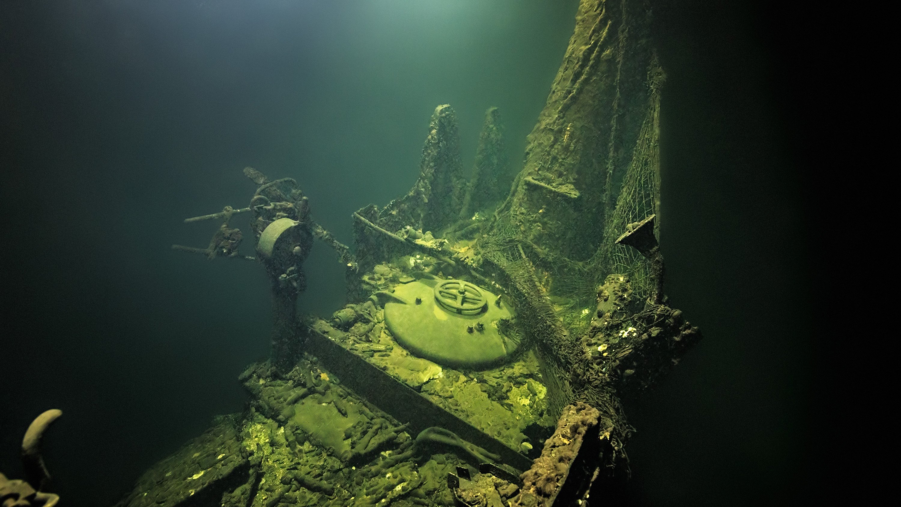 Потоплена подводная лодка в черном море. Подводная лодка Севастополь затонула. Затонувшие корабли в финском заливе.