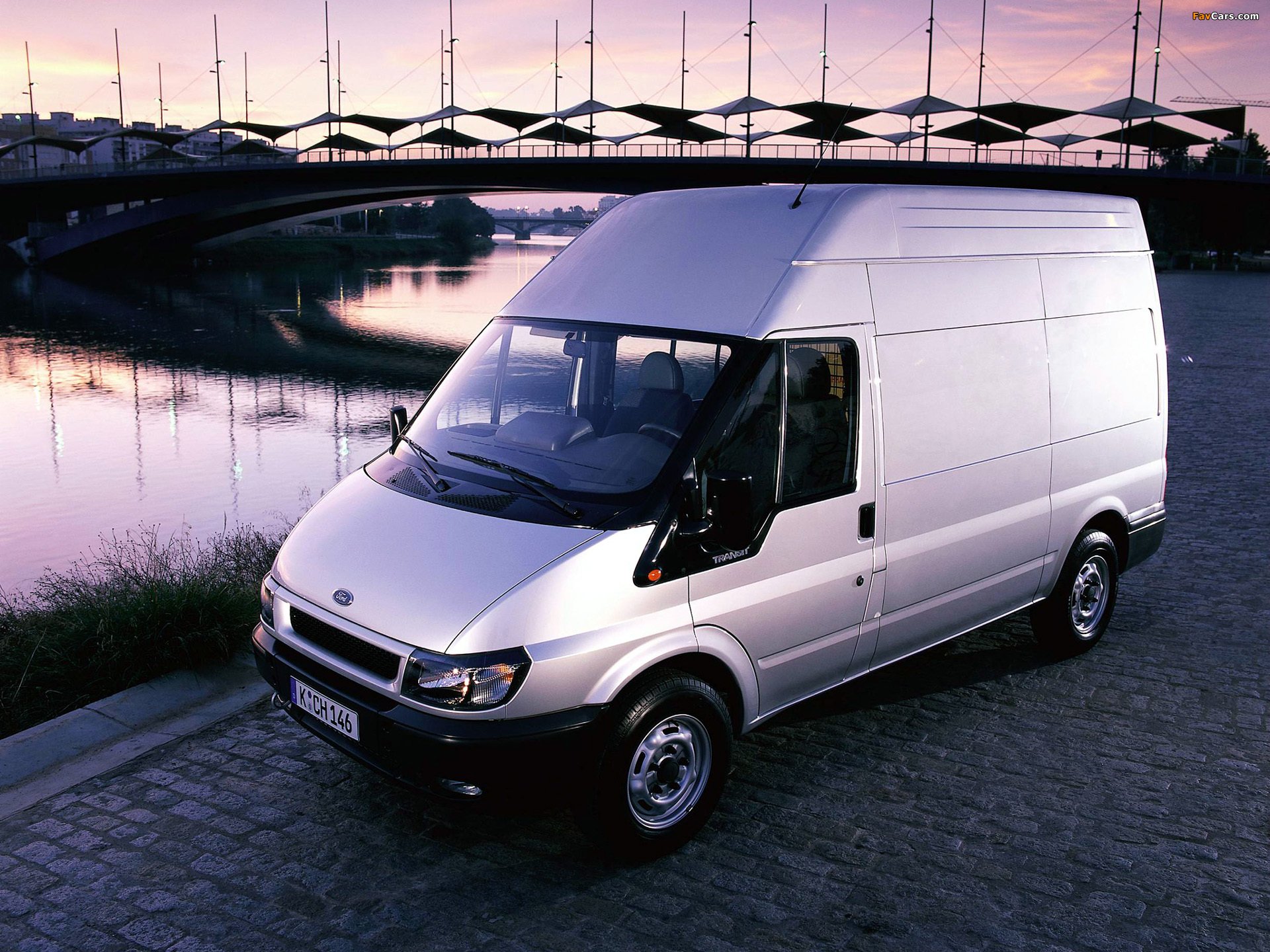 Форд транзит 2.0 2000 2006. Ford Transit 2000. Ford Transit '2000–06. Ford Transit van 2000. Ford Transit 06.