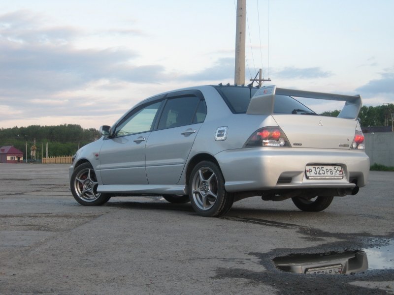 Лансер Cedia Wagon
