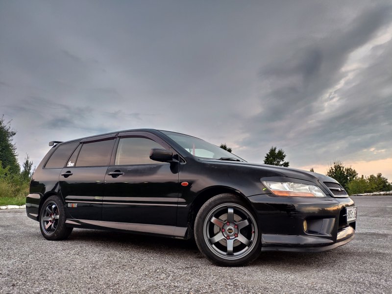 Mitsubishi Lancer IX Cedia