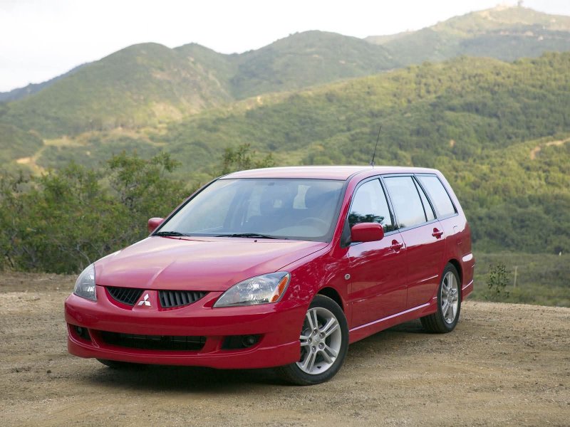 Mitsubishi Lancer Cedia 2001