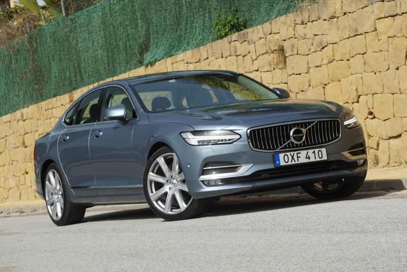 Volvo s90