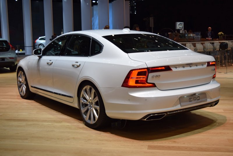 Volvo s90 2017