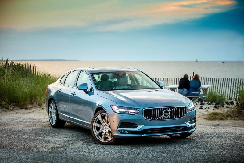 Volvo седан s90