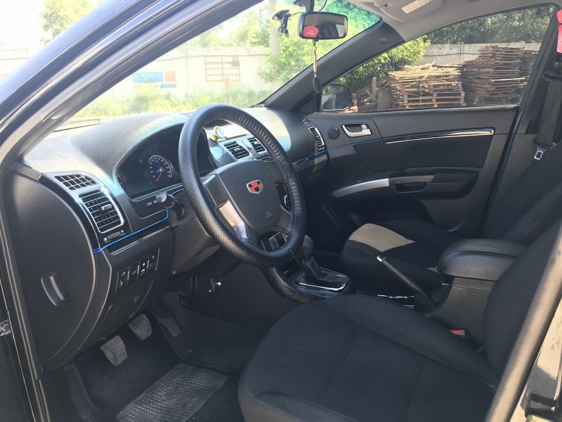 Geely Emgrand ec7 2013 салон