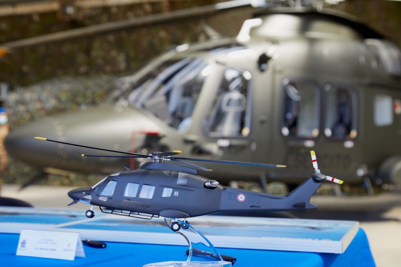 Вертолет "Air Rescue", красный