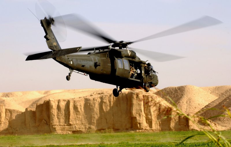 Uh-60 Black Hawk с вооружением