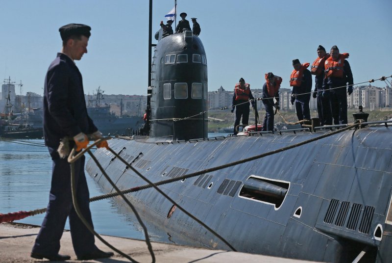 Моряки подводники