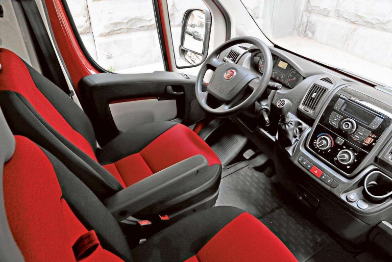 Fiat Ducato 2014 салон