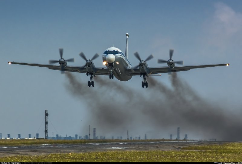 Ил-18 взлет