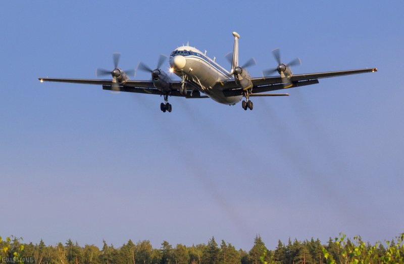 Ил-22 RF-75927