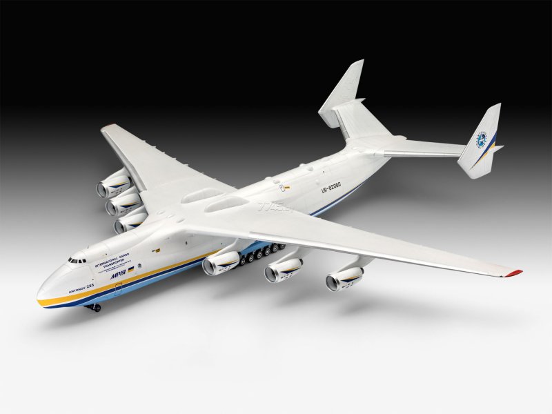 Модель самолета Revell АН 225 Мрия