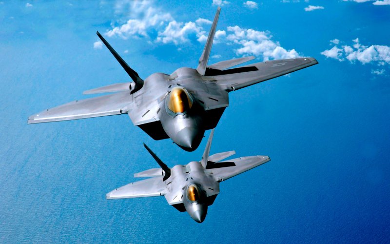F 22 истребитель