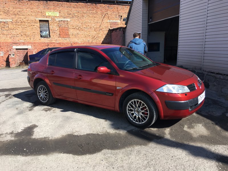 Рено Меган 2 седан 2006 года