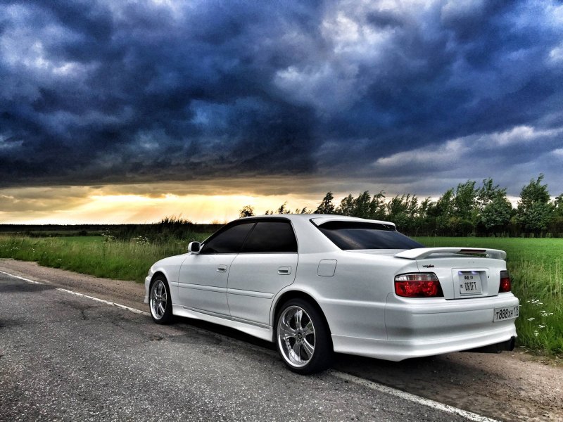 Toyota Chaser 100