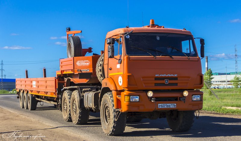 Мусоровоз КАМАЗ мкм 44108